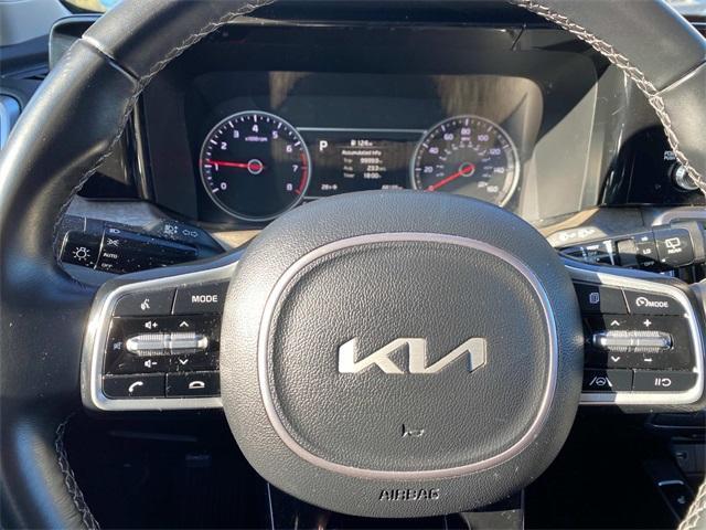 used 2022 Kia Sorento car, priced at $26,911