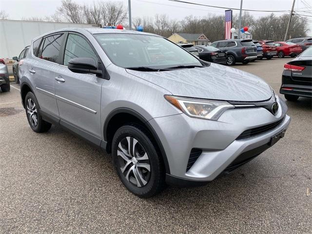 used 2018 Toyota RAV4 car