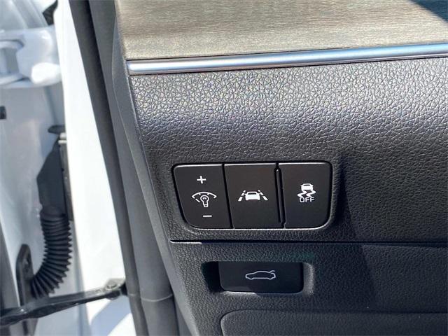 used 2024 Kia K5 car, priced at $27,521