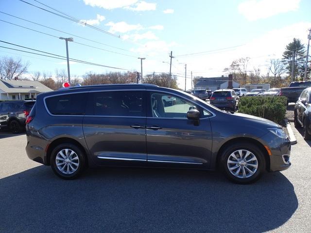 used 2018 Chrysler Pacifica car, priced at $22,486