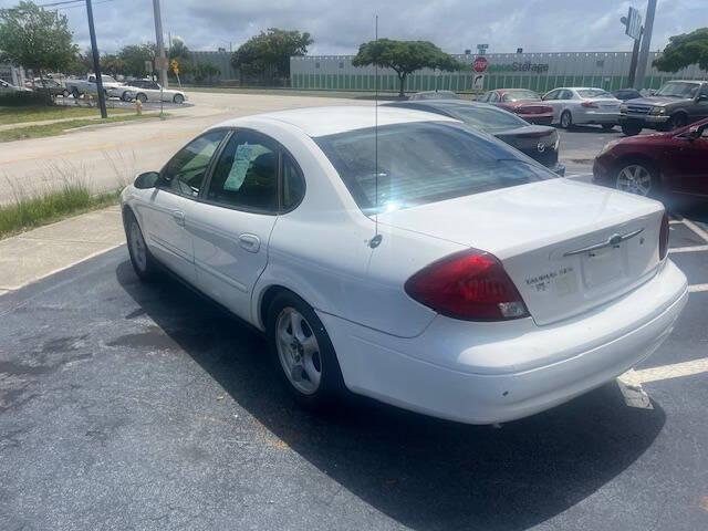 used 2003 Ford Taurus car, priced at $2,595