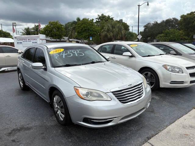 used 2011 Chrysler 200 car, priced at $4,595