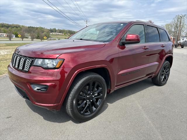 used 2022 Jeep Grand Cherokee car, priced at $32,138