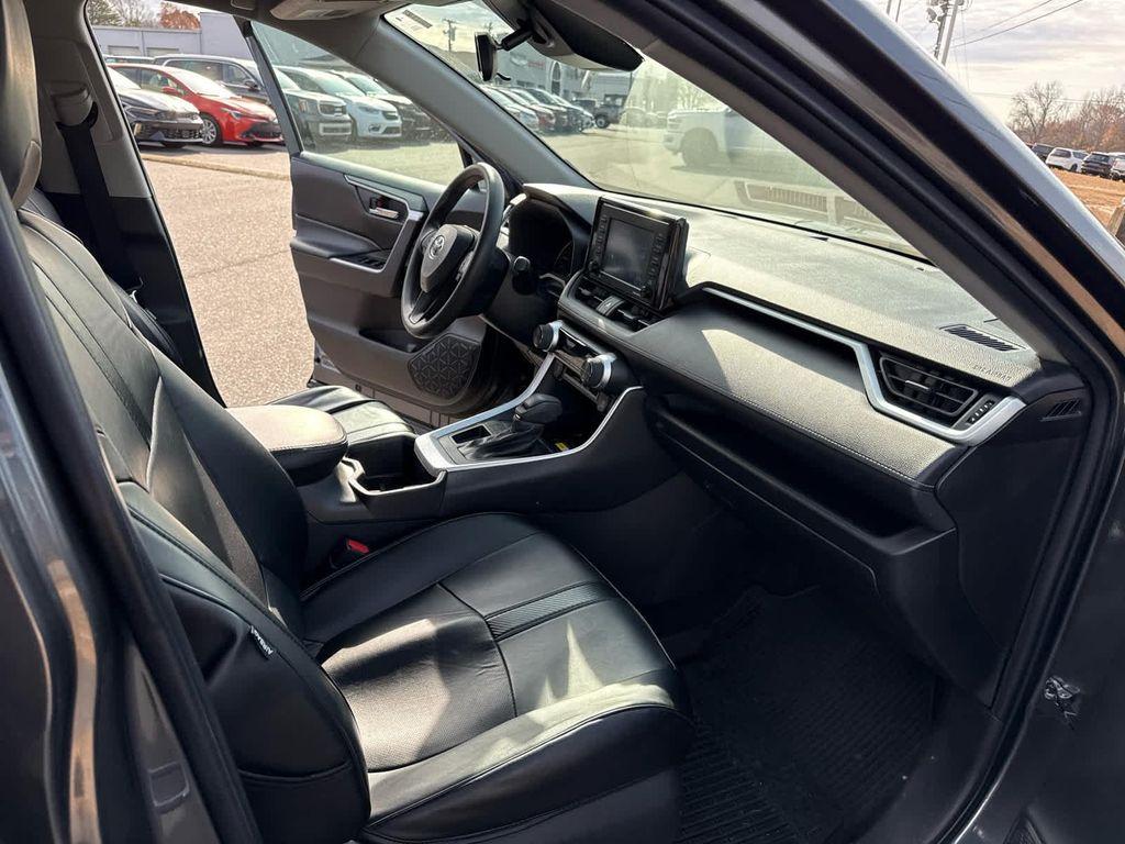 used 2022 Toyota RAV4 car, priced at $27,989