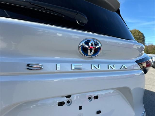 new 2025 Toyota Sienna car, priced at $60,102