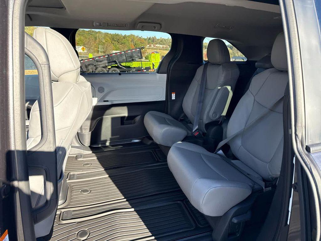 new 2025 Toyota Sienna car, priced at $48,689