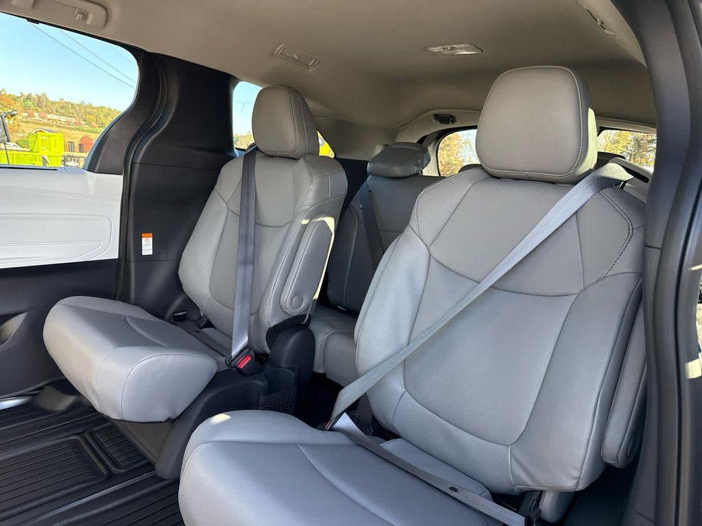 new 2025 Toyota Sienna car, priced at $48,689