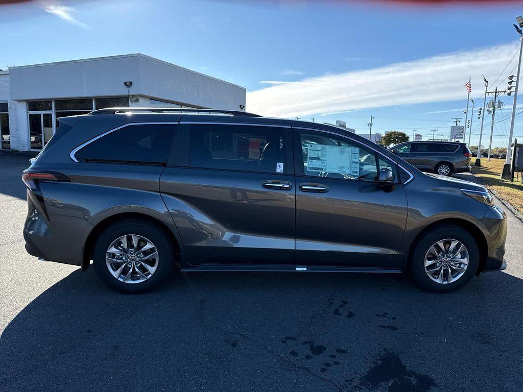 new 2025 Toyota Sienna car, priced at $48,689