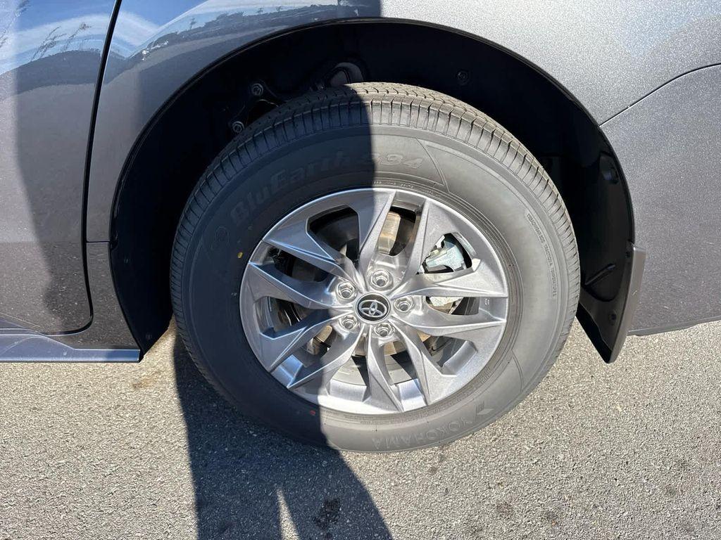 new 2025 Toyota Sienna car, priced at $48,689