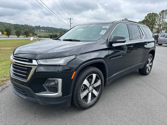 used 2022 Chevrolet Traverse car, priced at $27,584