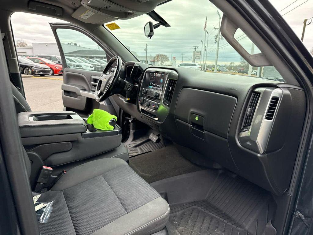 used 2018 Chevrolet Silverado 1500 car, priced at $24,989