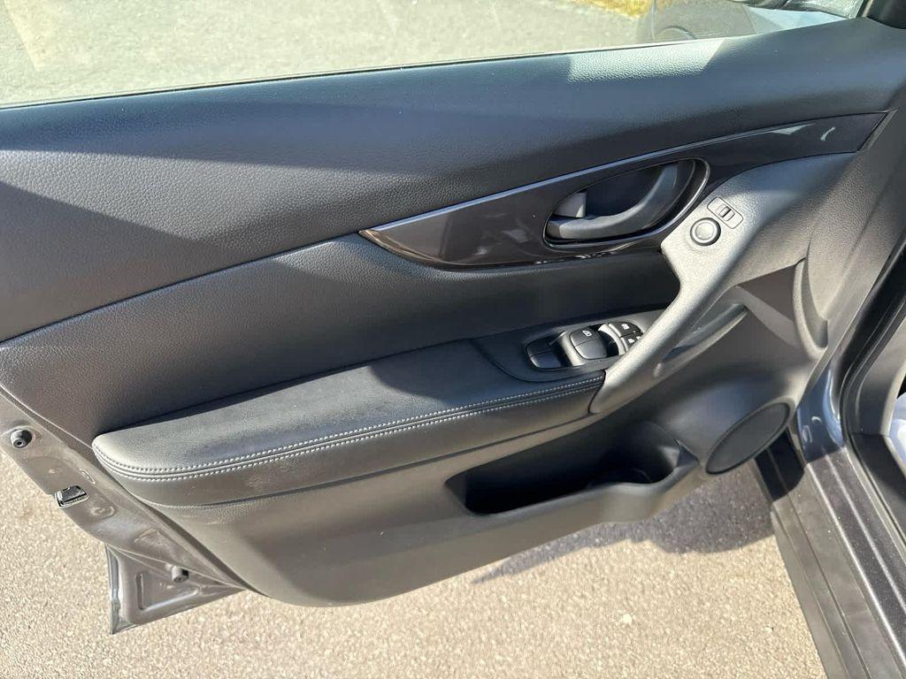 used 2020 Nissan Rogue car, priced at $15,943