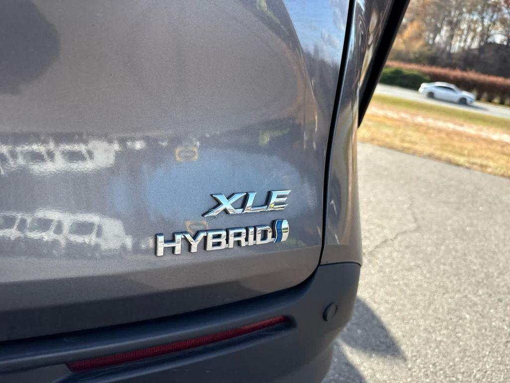 used 2023 Toyota Sienna car, priced at $43,568