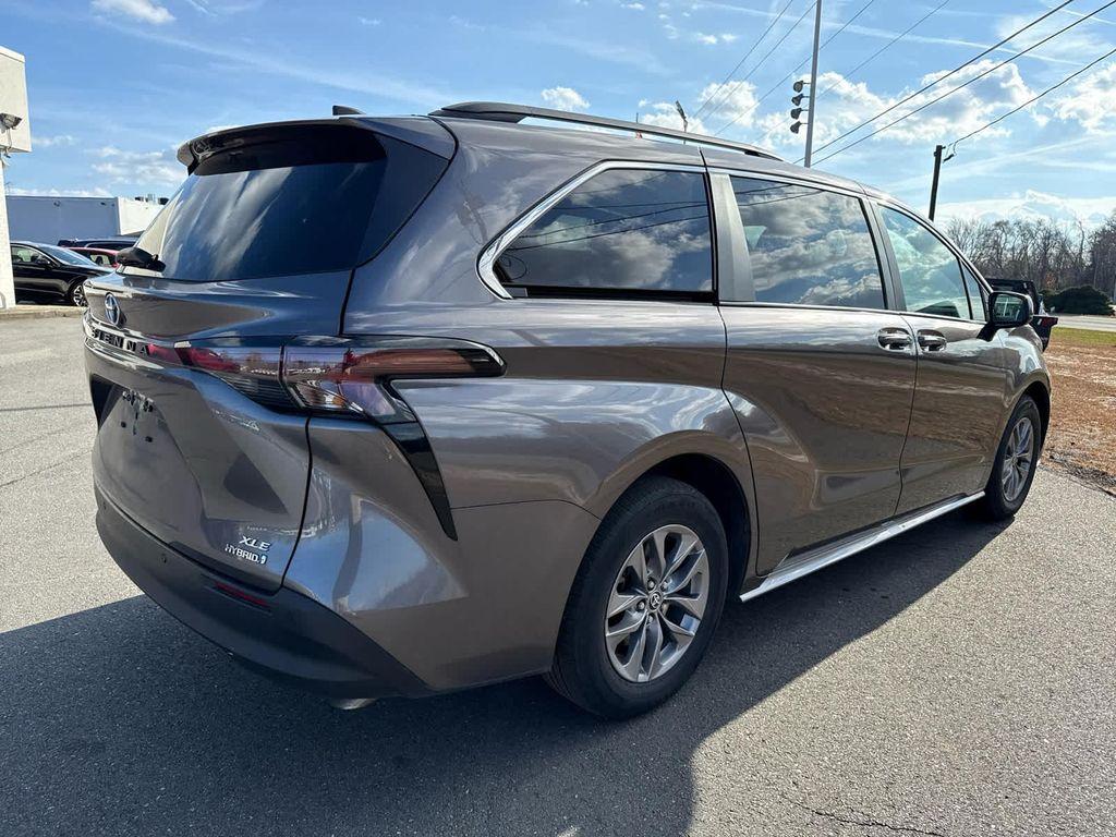 used 2023 Toyota Sienna car, priced at $43,568