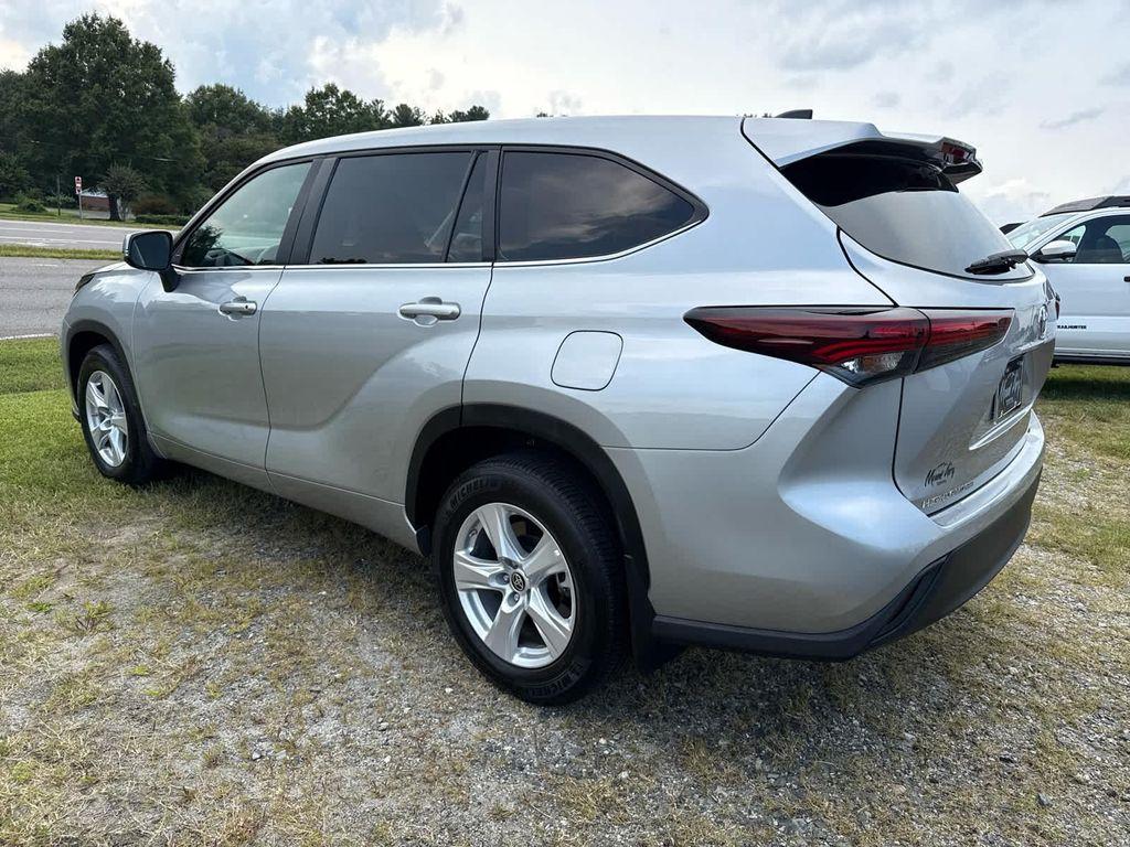 used 2024 Toyota Highlander car, priced at $36,476
