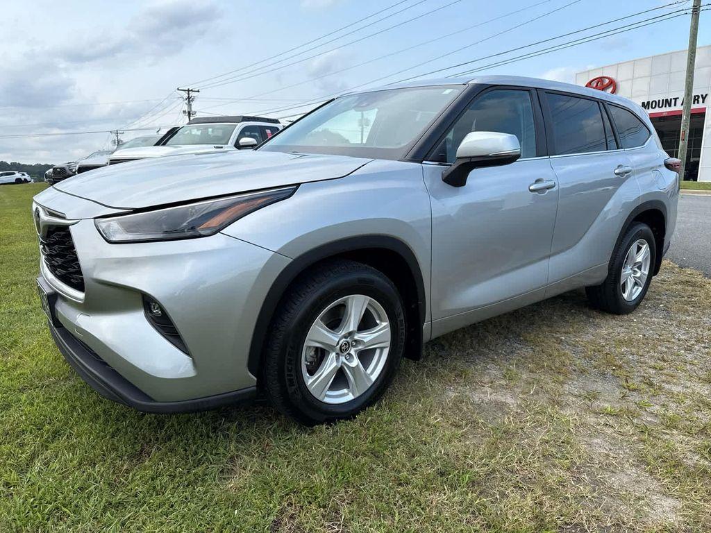 used 2024 Toyota Highlander car, priced at $36,476