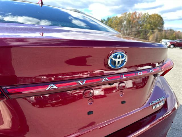 used 2020 Toyota Avalon Hybrid car, priced at $34,244