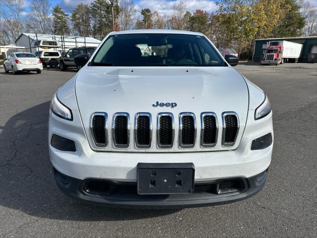 used 2016 Jeep Cherokee car, priced at $16,854