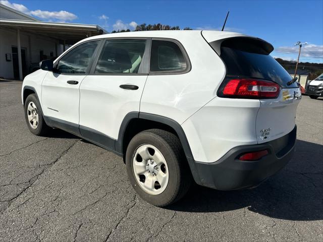 used 2016 Jeep Cherokee car, priced at $16,854