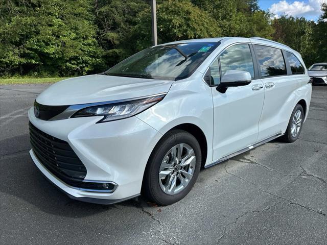 used 2023 Toyota Sienna car, priced at $49,777