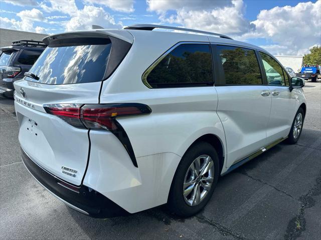 used 2023 Toyota Sienna car, priced at $49,777