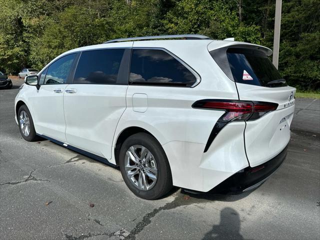 used 2023 Toyota Sienna car, priced at $49,777