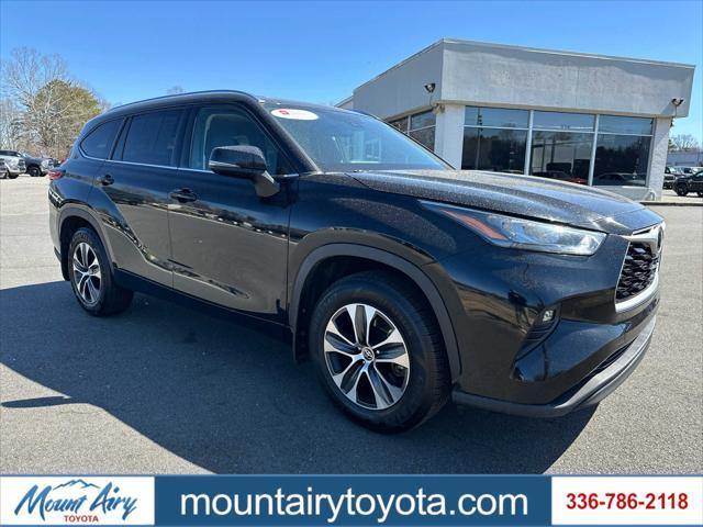 used 2020 Toyota Highlander car, priced at $32,887