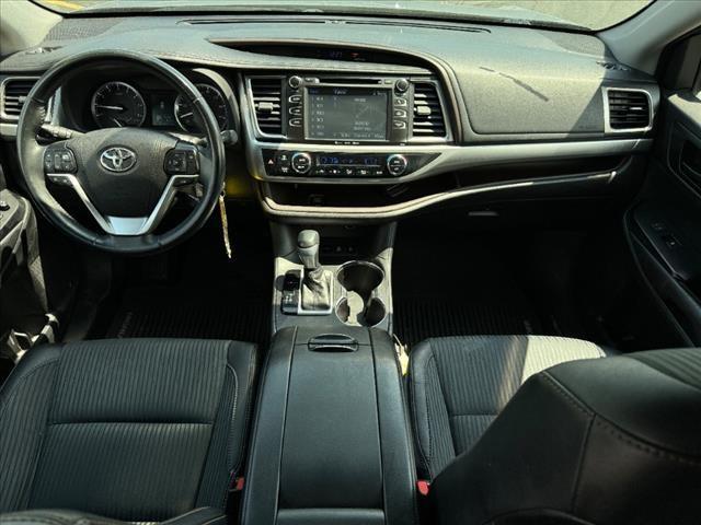 used 2016 Toyota Highlander car, priced at $13,495