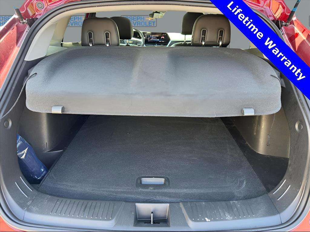 used 2025 Chevrolet Trax car, priced at $21,000