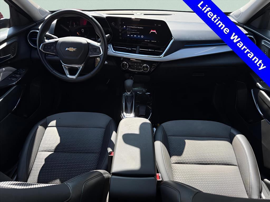 used 2025 Chevrolet Trax car, priced at $21,000