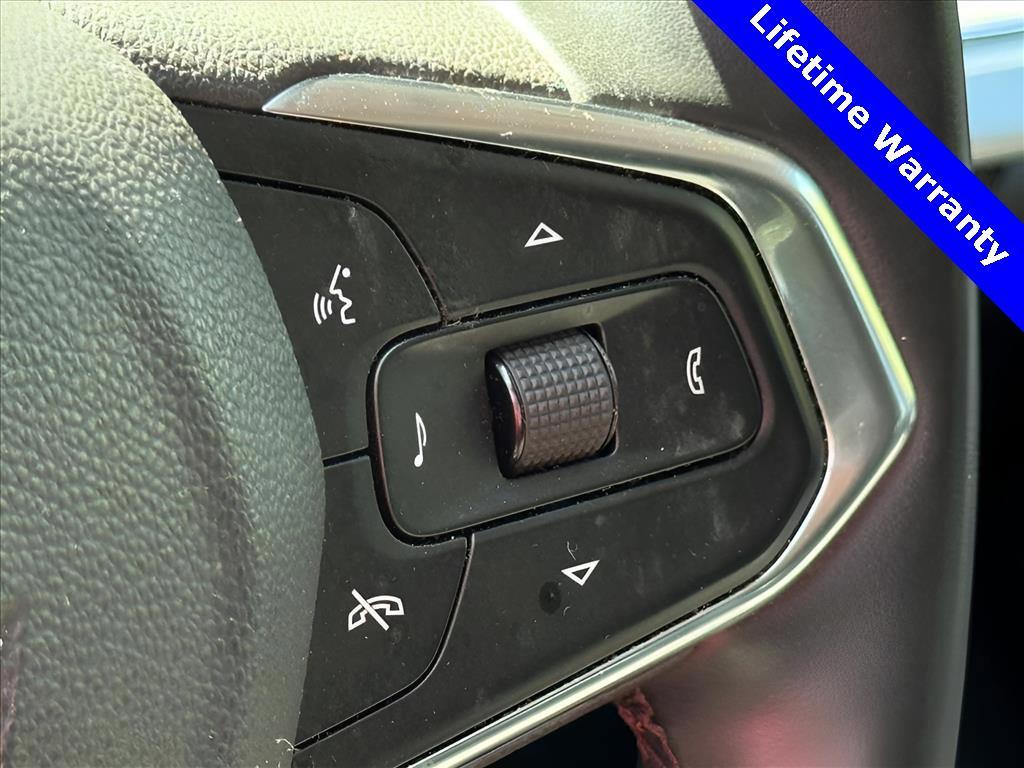 used 2025 Chevrolet Trax car, priced at $21,000