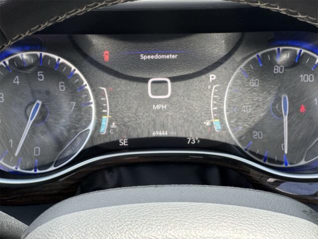 used 2023 Chrysler Pacifica car, priced at $26,000