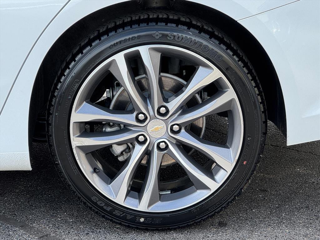 used 2023 Chevrolet Malibu car, priced at $19,000