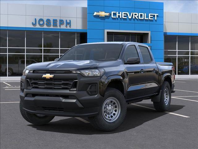 new 2024 Chevrolet Colorado car, priced at $29,195