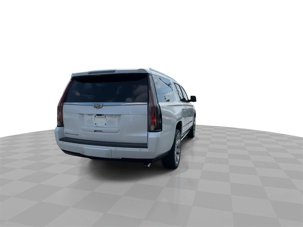 used 2020 Cadillac Escalade ESV car, priced at $39,500