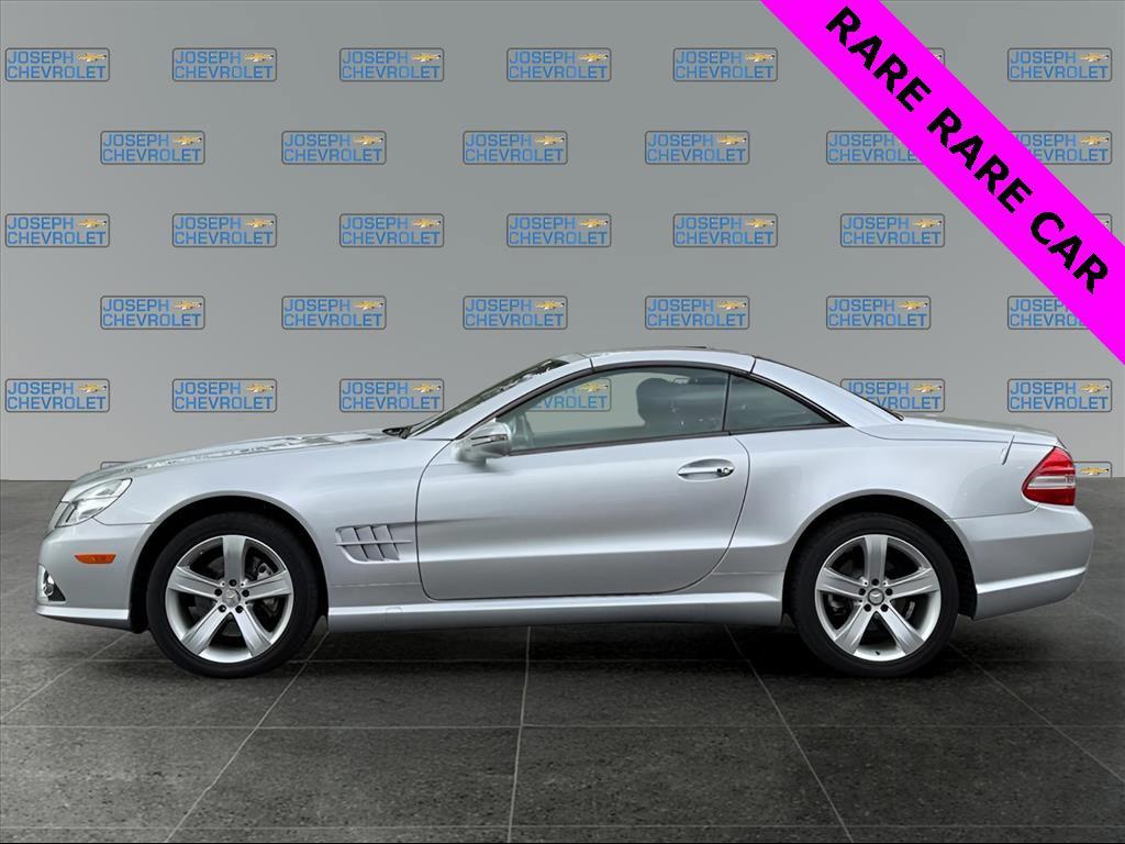 used 2009 Mercedes-Benz SL-Class car, priced at $21,000