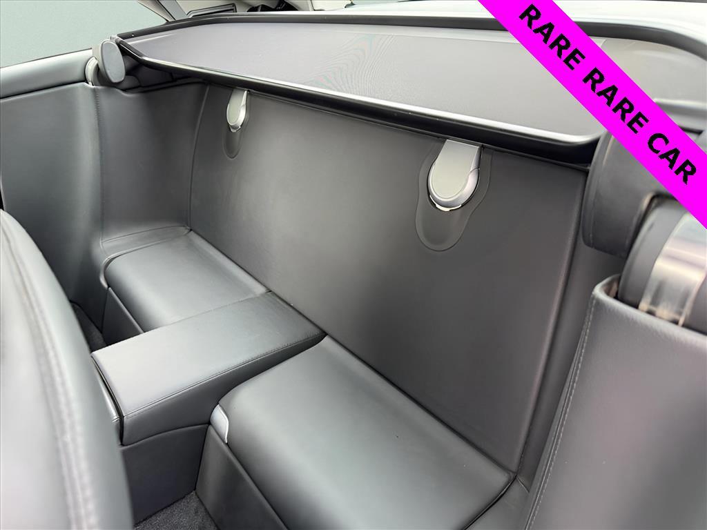 used 2009 Mercedes-Benz SL-Class car, priced at $21,000