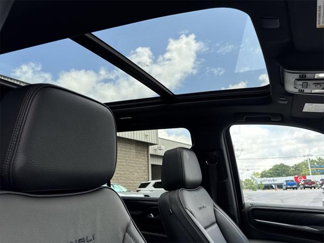 used 2022 GMC Yukon XL car, priced at $63,000