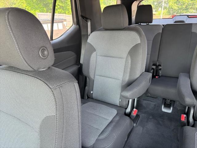 used 2023 Chevrolet Traverse car, priced at $29,845
