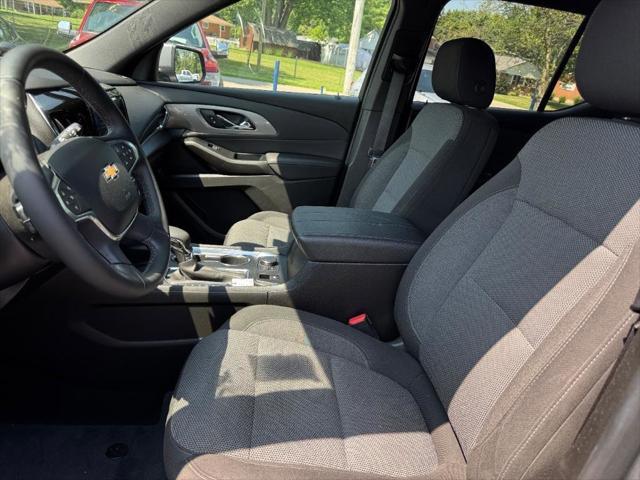 used 2023 Chevrolet Traverse car, priced at $29,845