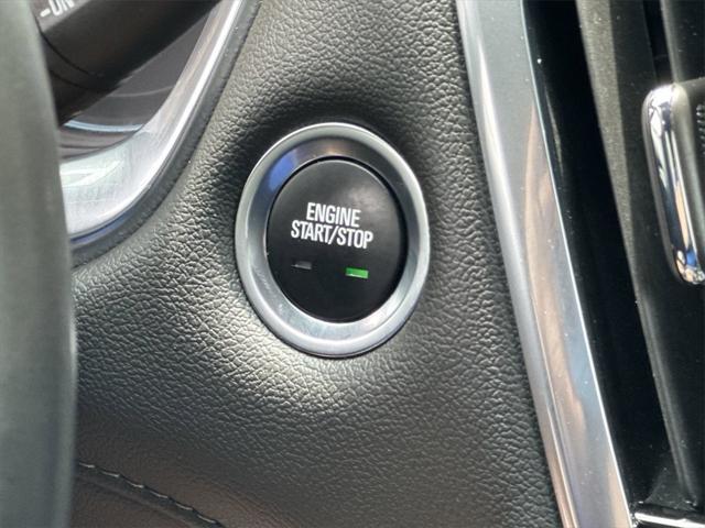 used 2022 Chevrolet Traverse car, priced at $28,500