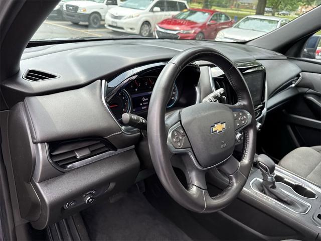 used 2022 Chevrolet Traverse car, priced at $28,500