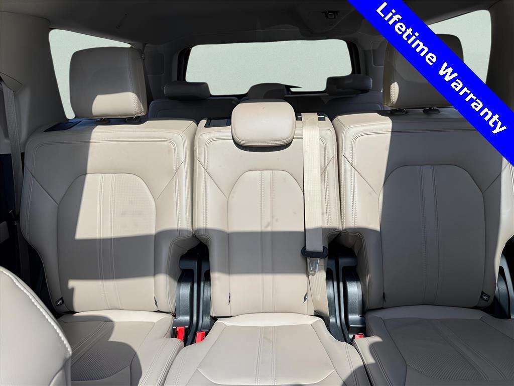 used 2024 Ford Expedition Max car, priced at $51,000