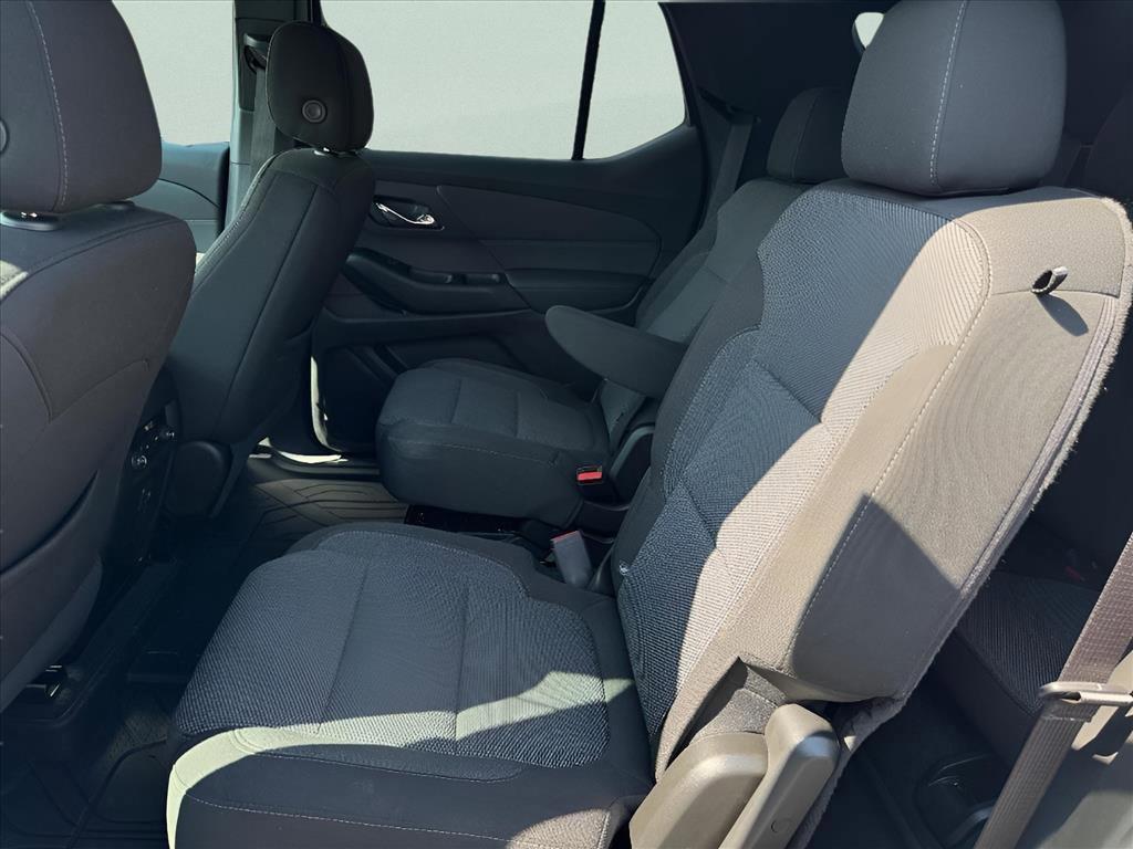 used 2023 Chevrolet Traverse car, priced at $33,500