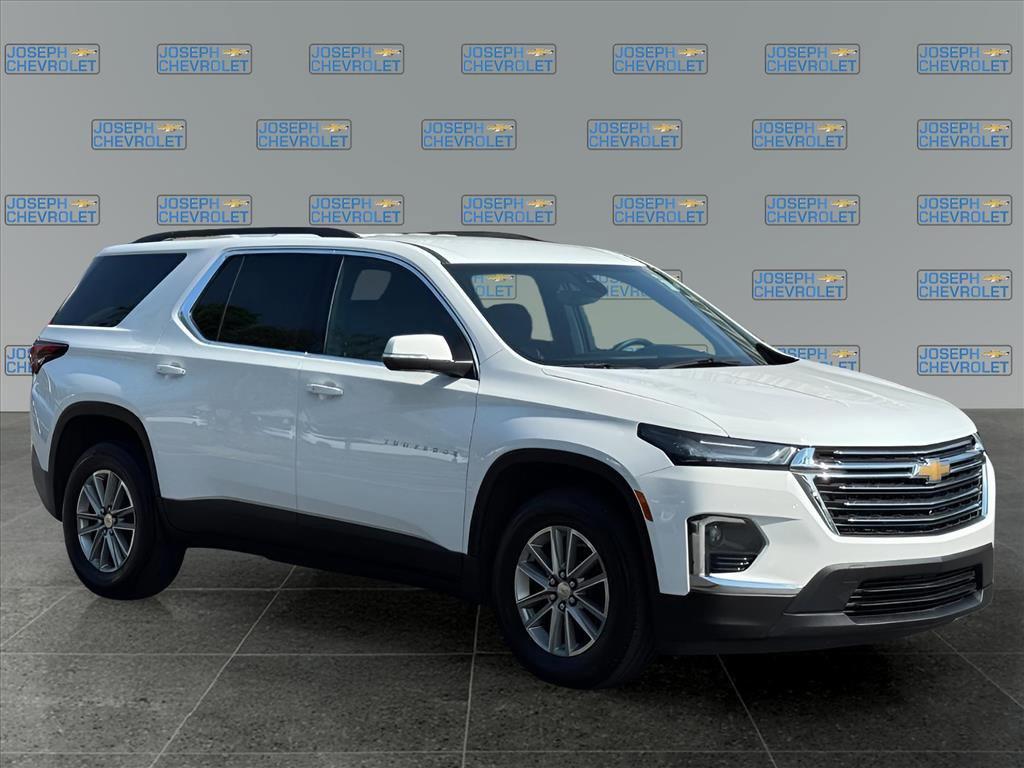 used 2023 Chevrolet Traverse car, priced at $33,500