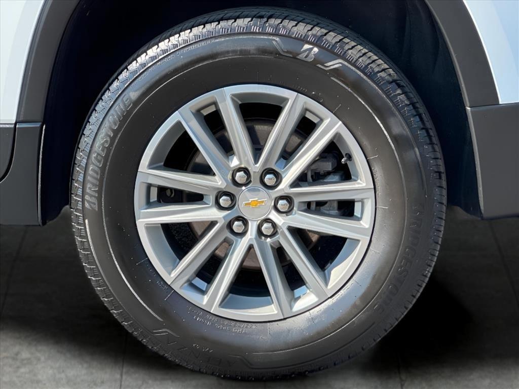 used 2023 Chevrolet Traverse car, priced at $33,500