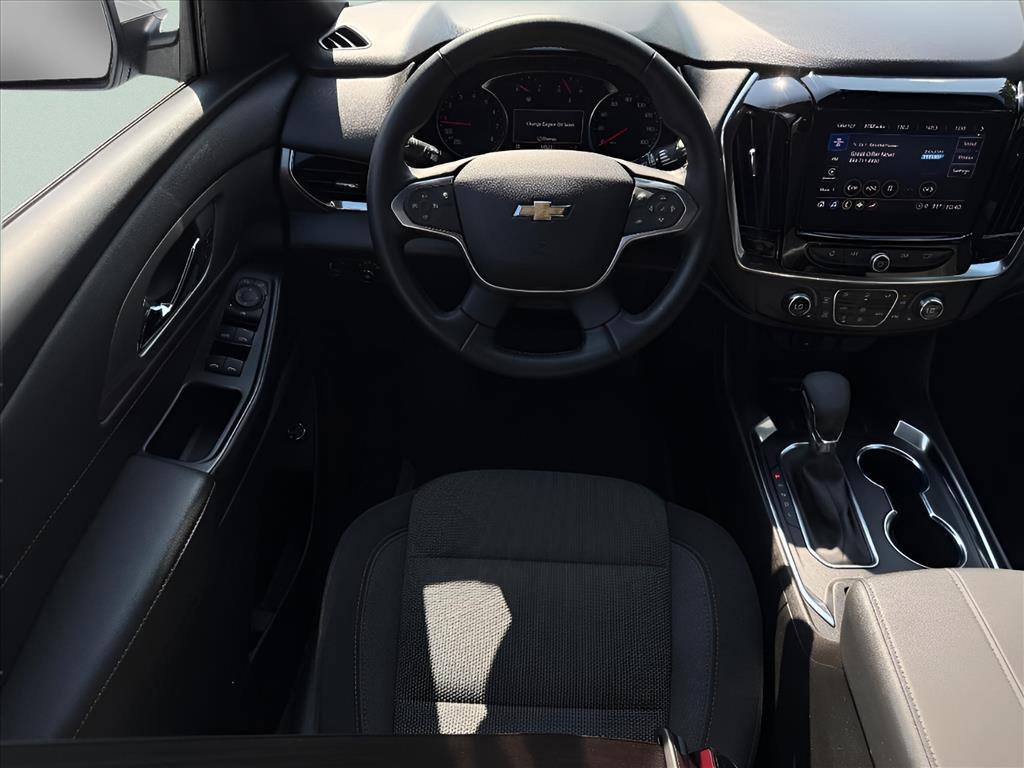 used 2023 Chevrolet Traverse car, priced at $33,500