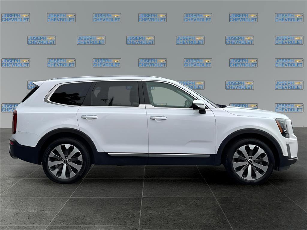 used 2022 Kia Telluride car, priced at $22,800