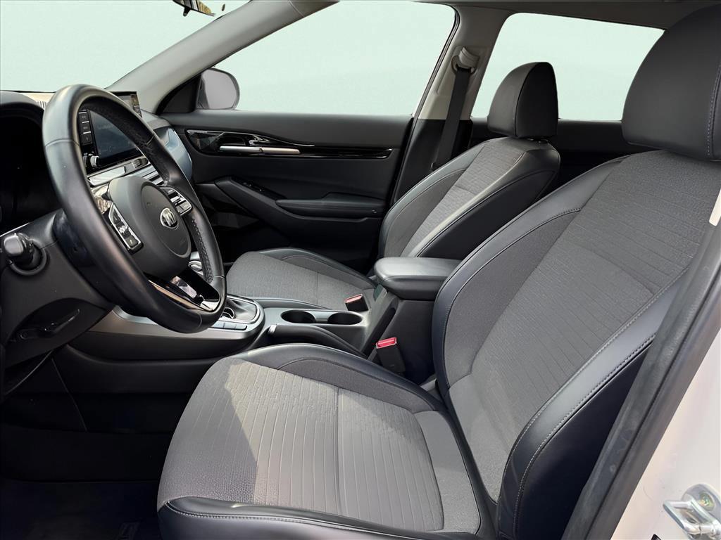 used 2021 Kia Seltos car, priced at $16,000