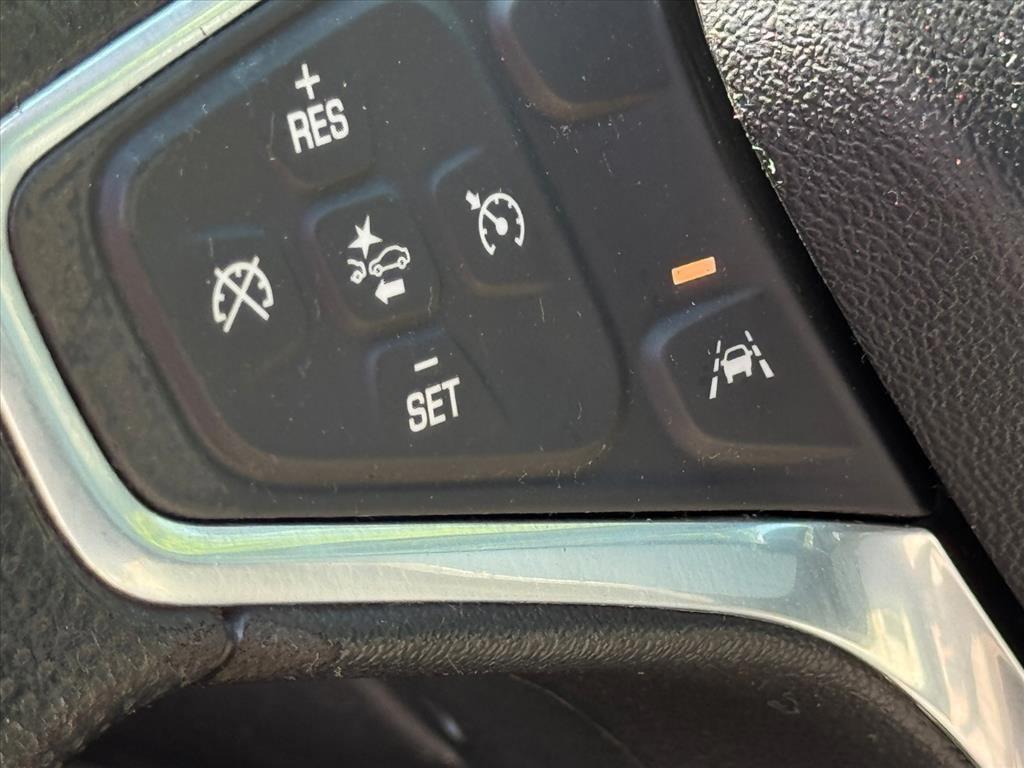 used 2020 Chevrolet Equinox car, priced at $14,500